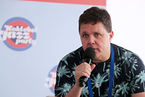 Pianist Ivan Farmakovsky at the news conference at the Koktebel Jazz Party festival